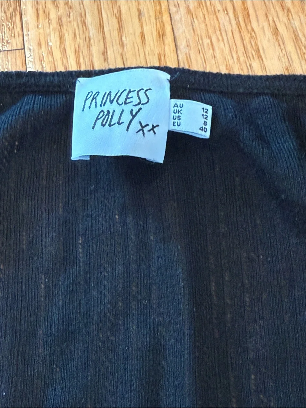 Princess Polly Black Long Sleeve crop Top size 8 - Picture 3 of 4